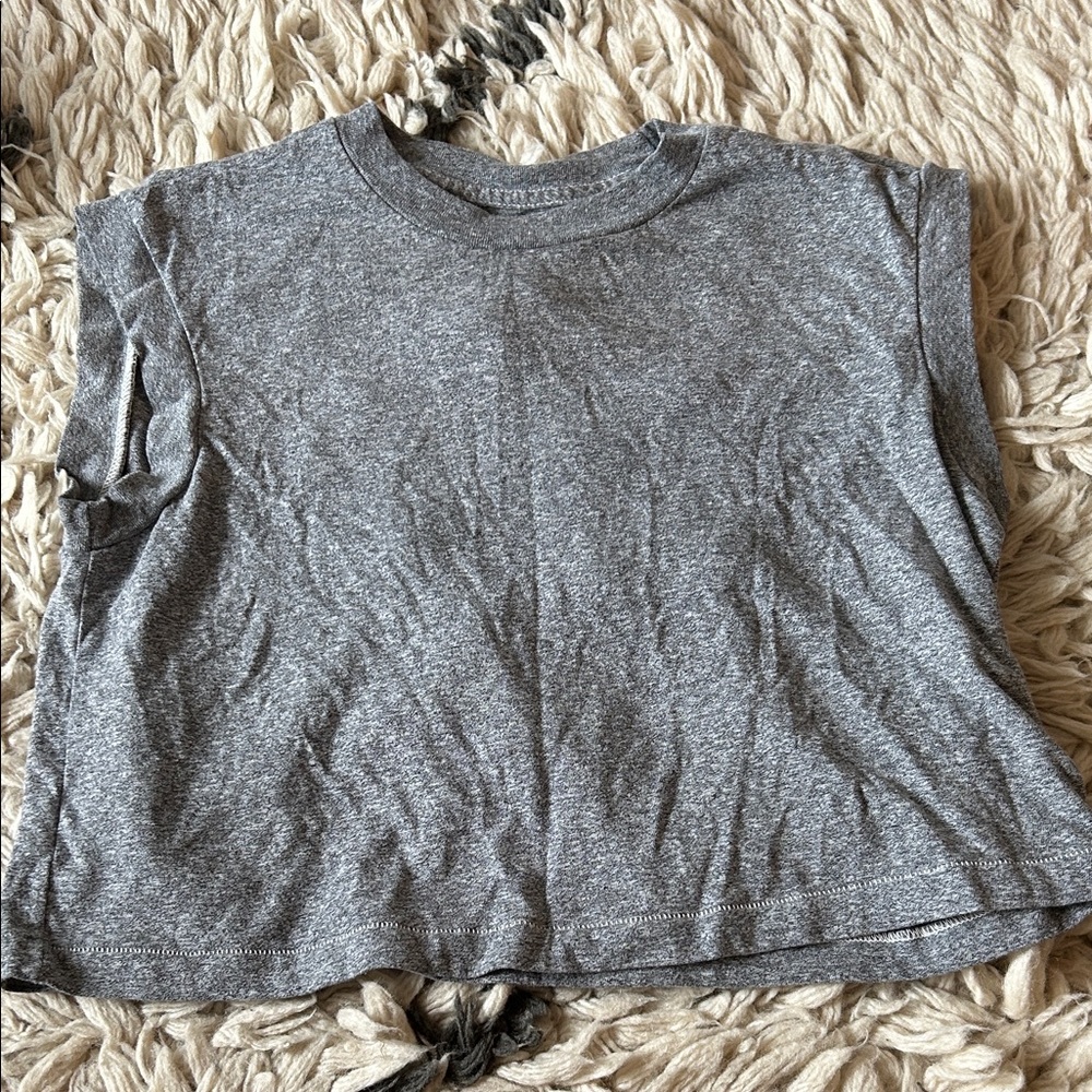 THE GREAT. Heather Gray Tee